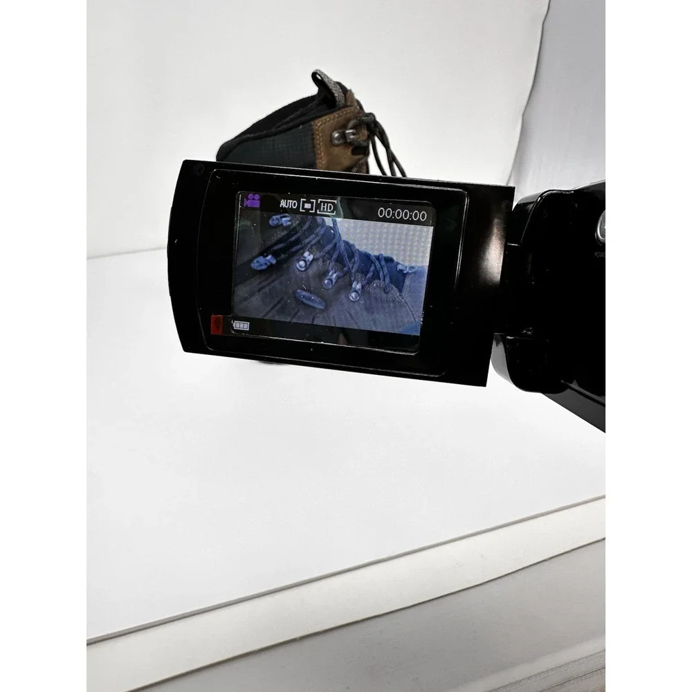 Emerson EVC720-4 HD 720p Digital Camcorder NEW